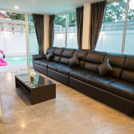 The Ville Modern Viewpoint Pool Villa Pattaya Exterior foto